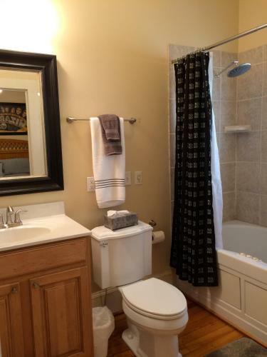 Hostal Calhoun House Inn & Suites