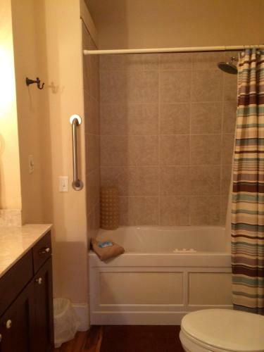 Hostal Calhoun House Inn & Suites
