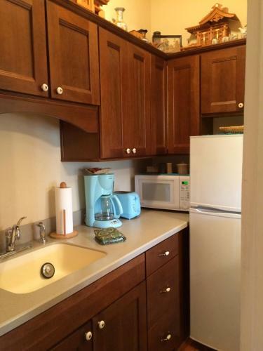 Hostal Calhoun House Inn & Suites
