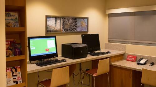 Hotel Towneplace Suites By Marriott Lancaster