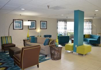 Hotel Courtyard By Marriott Hickory
