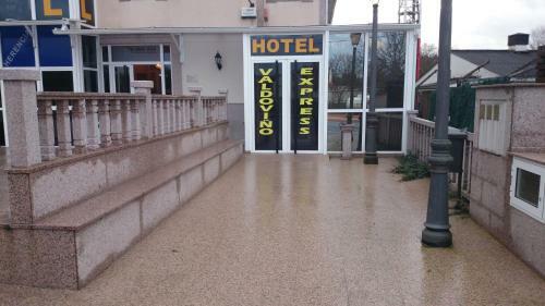 Hotel Valdovi�o Express