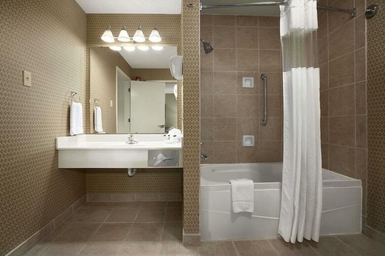 Hotel Ramada Del Rio