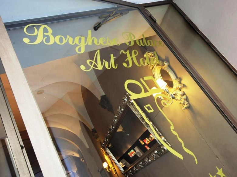 Borghese Palace Art Hotel