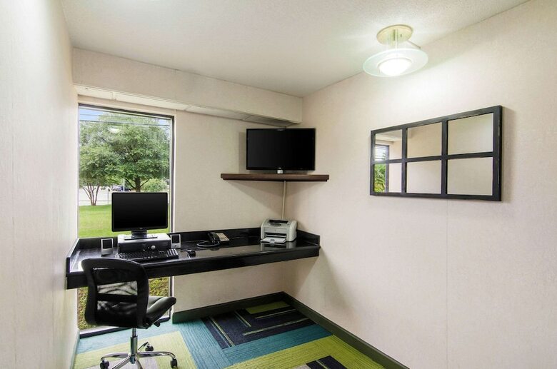 Hotel Quality Inn Saraland