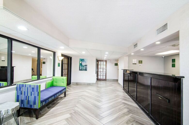 Hotel Quality Inn Saraland