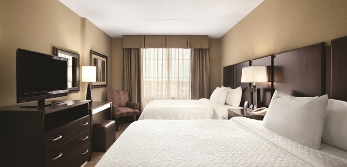 Hotel Embassy Suites Minneapolis - North