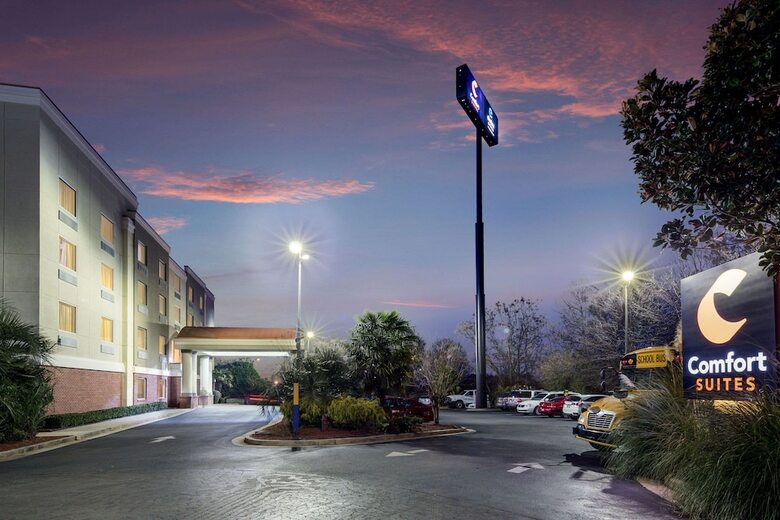 Hotel Comfort Suites Forsyth