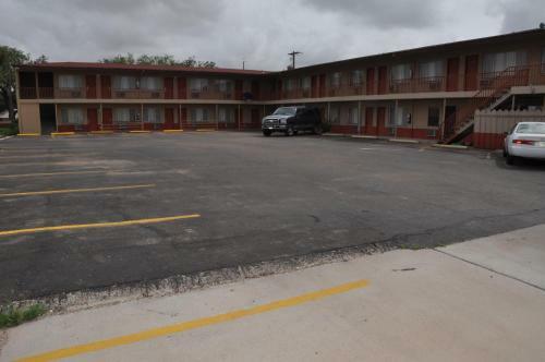 Motel Budget Inn Snyder