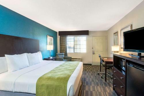 Motel Days Inn Snyder