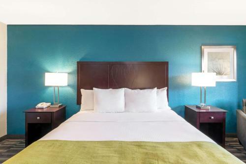 Motel Days Inn Snyder