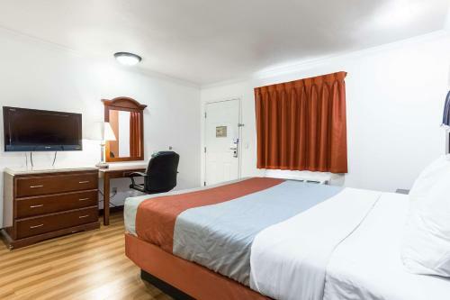 Hotel Motel 6 Mojave - Airport