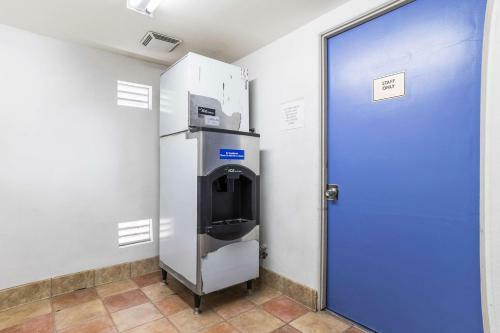 Hotel Motel 6 Mojave - Airport