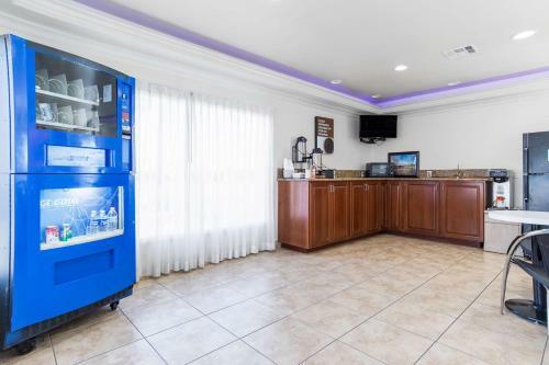 Hotel Motel 6 Mojave - Airport