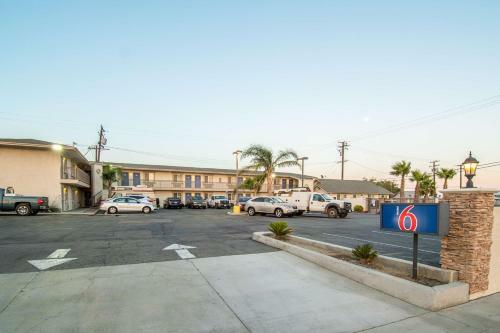 Hotel Motel 6 Mojave - Airport