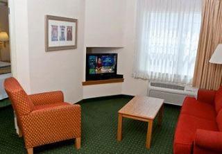 Hotel Towneplace Suites By Marriott Dallas Bedford