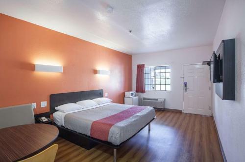 Motel 6 Ft Worth - Bedford