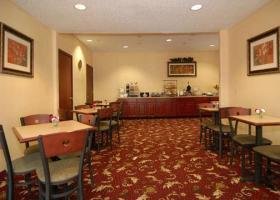 Motel Quality Inn & Suites Canton