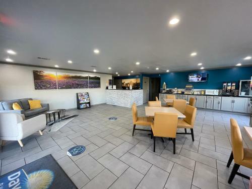 Motel Days Inn Canton