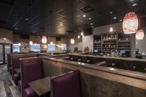 Astoria Hotel And Event Center