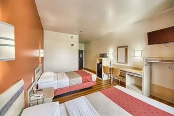 Motel 6 Mission