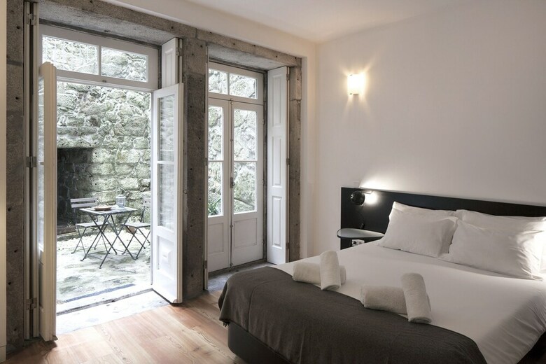 Hostal Cale Guest House