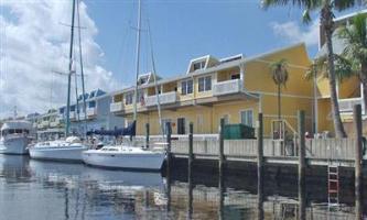 Hotel Fishermens Village Resort