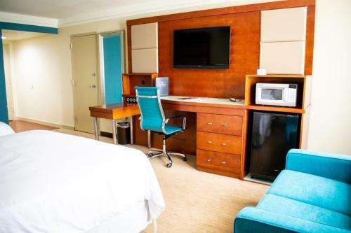 Punta Gorda Waterfront Hotel & Suites
