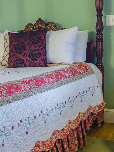 George Brooks House B&B
