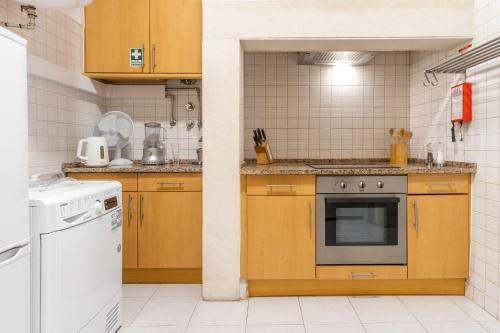 Apartamento Cr - Correeiros