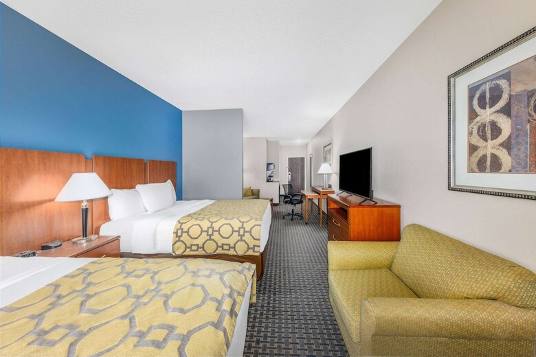 Hotel Comfort Suites Pratt