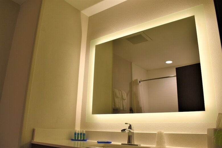Holiday Inn Express Hotel & Suites Sedalia