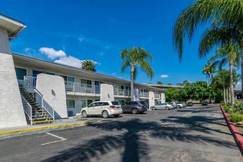 Motel 6 Redlands