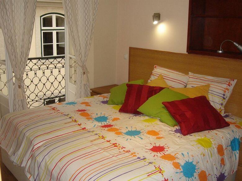 Hostal Downtown Guest House