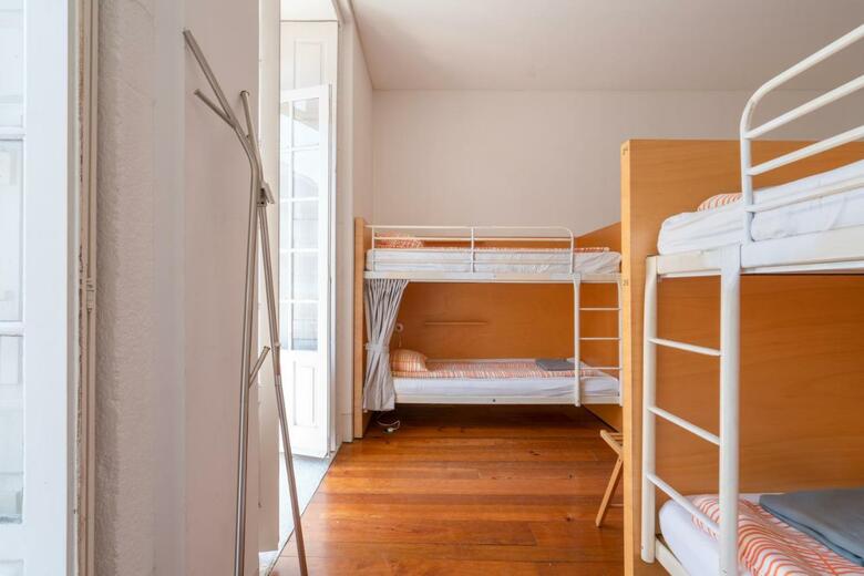 Porto Lounge Hostel & Guesthouse