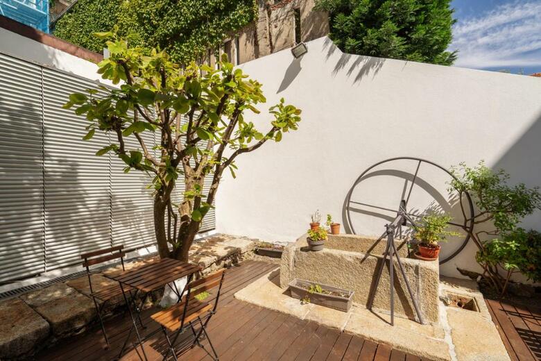 Porto Lounge Hostel & Guesthouse