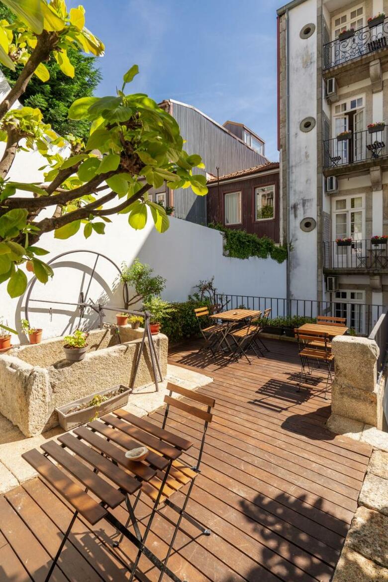 Porto Lounge Hostel & Guesthouse