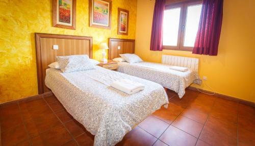 Agroturismo El Bulin De Paredes