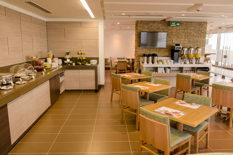 Hotel Holiday Inn Express Cartagena Bocagrande