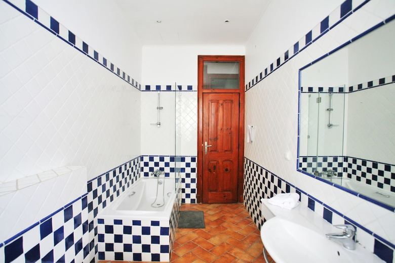 Liv'in Lisbon Hostel