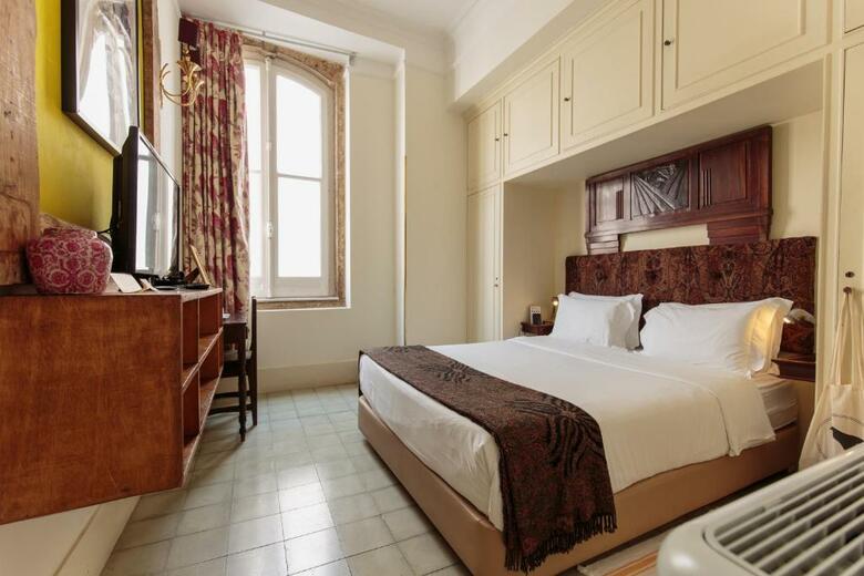 Hotel The Independente Hostel & Suites