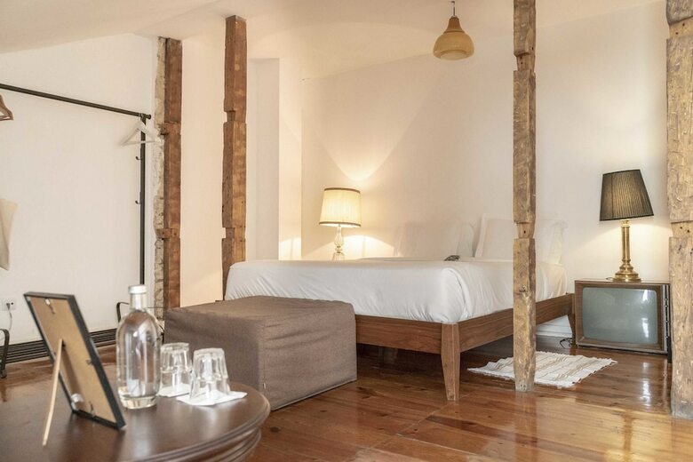 Hotel The Independente Hostel & Suites