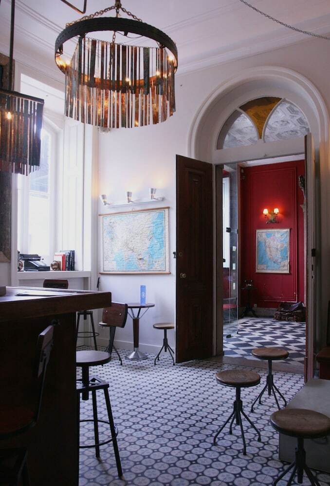 Hotel The Independente Hostel & Suites