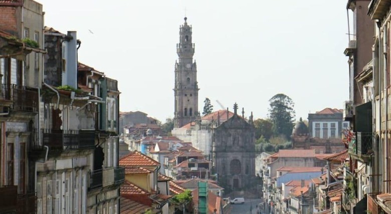Porto Downtown Hostel