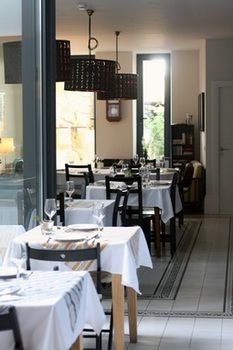 Hostal Yours Guesthouse Porto