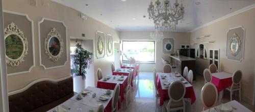 Hostal Peniche Sleep House Residence