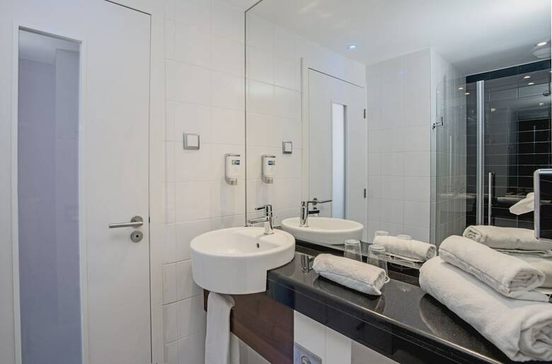 Hotel Holiday Inn Express Lisbon Alfragide