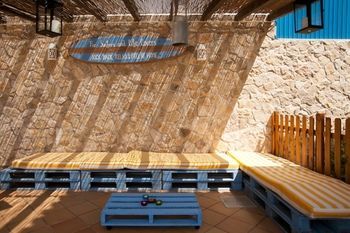 Ericeira Chill Hill Hostel & Private Rooms