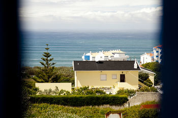 Ericeira Chill Hill Hostel & Private Rooms