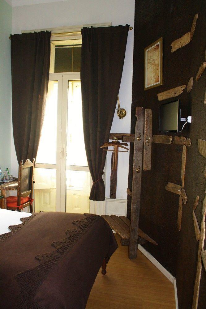 Hostal Guest House Alvares Cabral
